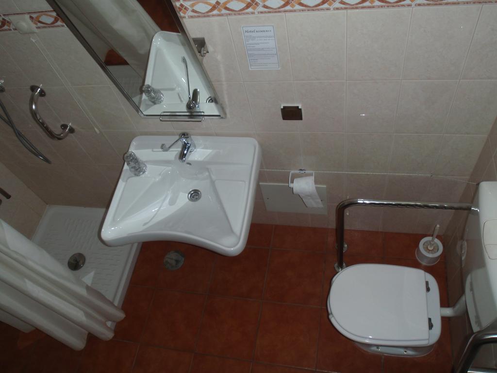 Hotel Romba Ourique Exterior foto