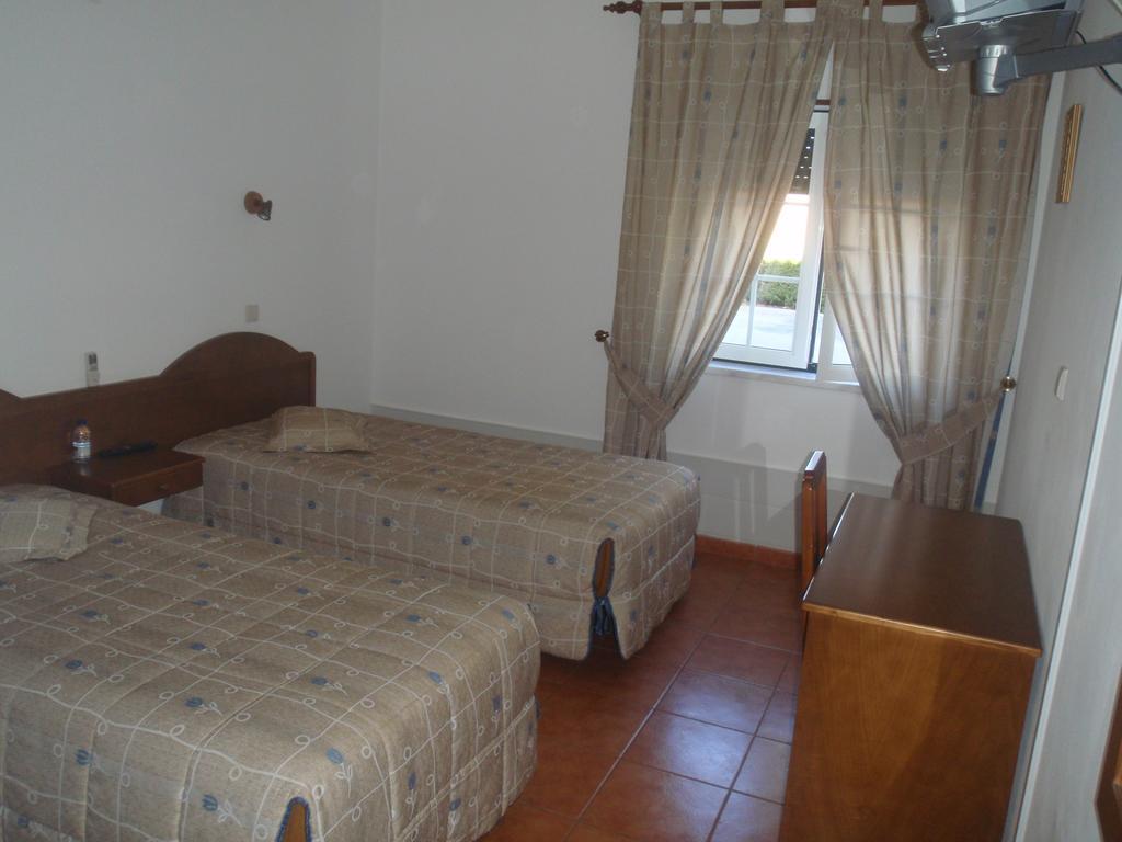 Hotel Romba Ourique Exterior foto